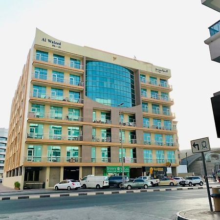 Ladies Only-Anaruby Backpackers - Metro Station Mashreq Dubai Buitenkant foto